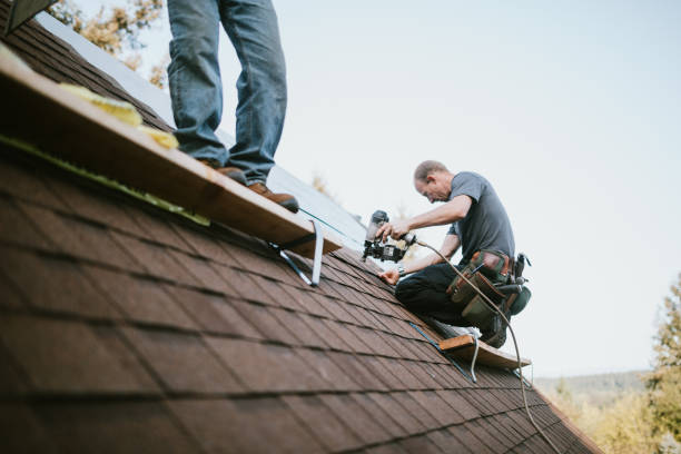 Best Flat Roof Repair Services  in Crandon, WI